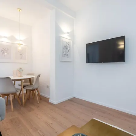 Chic In Piata Universitatii Bukareszt