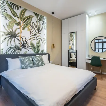 Chic în Piață Universității