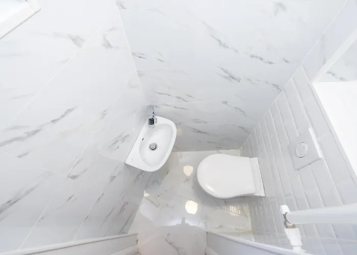 Chic In Piata Universitatii * Bukurešť